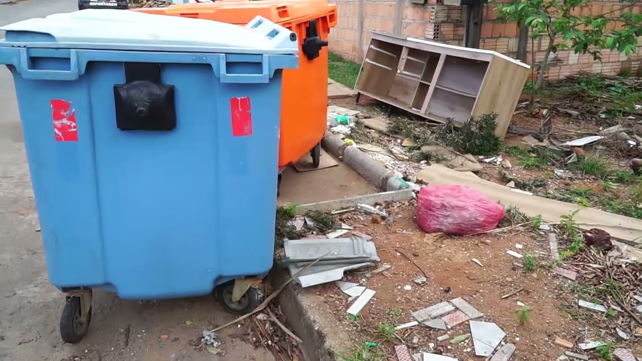 População é alertada sobre descarte incorreto de lixo e móveis em lucas do rio verde.