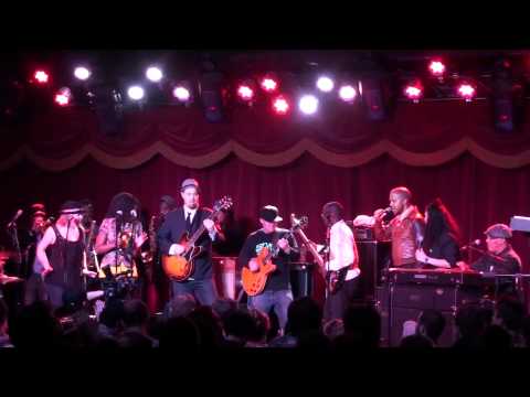 (HD) Soulive - Sing a Simple Song - Brooklyn Bowl - Brooklyn, NY - 3.11.11