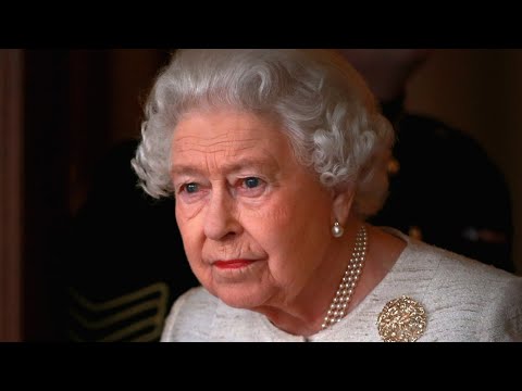 Why Queen Elizabeth Has Never Given an Autograph...