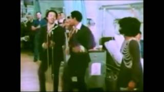 Gladys Knight &amp; The Pips 1970 -I Heard It Through The Grapevine&#39;&#39; Live