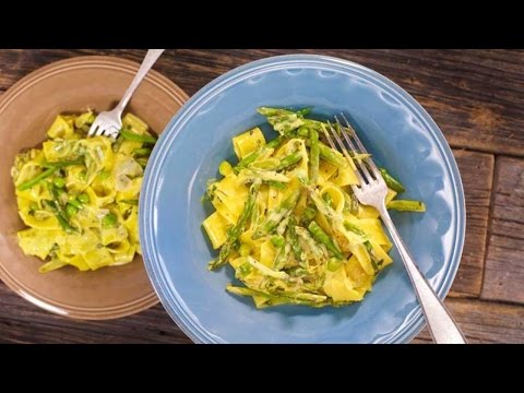 Pasta Primavera with Saffron Cream