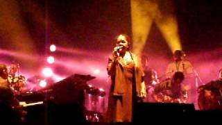 CESARIA EVORA &quot;entrance+Ligereza&quot; live at Grand rex 10/9/2009 -DECORAZIONISEGRETE.BLOGSPOT.COM