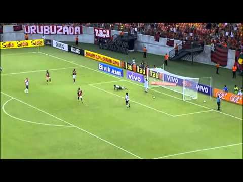 Belo gol de peixinho