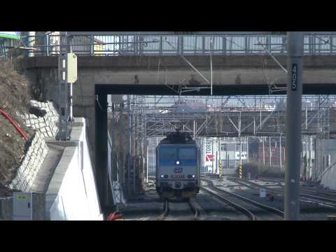 R 756 Praha hl.n - Plzeň hl.n. - Cheb mit 363 117-3 in Pilsen Jizni predmest am 29.12.2012