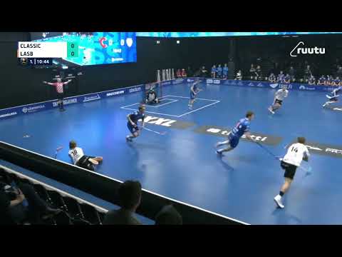 F-liigaM, Classic - LaSB, tilanne laidassa.