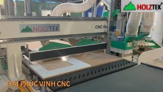 HOLZTEK CNC. MÁY CNC TRUNG TÂM ROUTER NESTING LÀM CÁNH CỬA CHỚP BẰNG VÁN CÔNG NGHIỆT TUYỆT ĐẸP