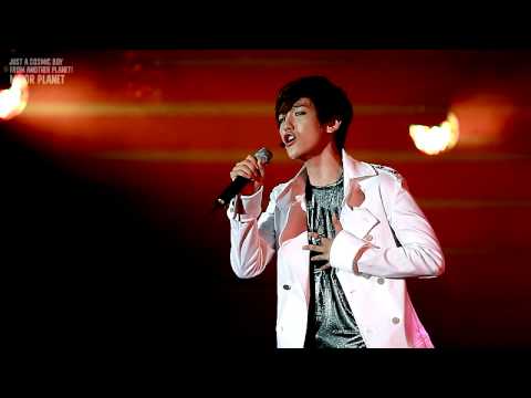 120712 Yeosu EXPO - What is Love Baekhyun fancam