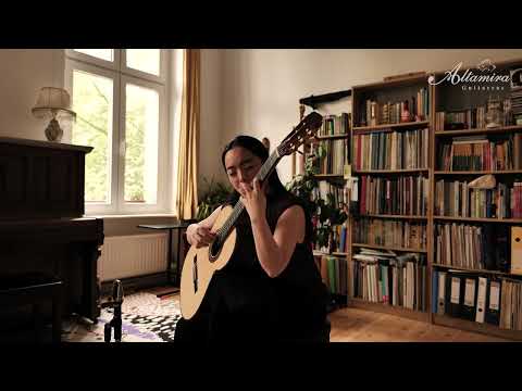 Kanahi Yamashita plays 'Thème Varié et Finale' by Manuel Ponce on an Altamira N3 Concert Guitar