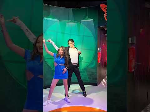 krittika Sharma met superstars|Sharma sisters|#tanyasharma #sharmasister