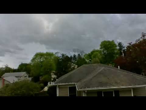 Stormscapes: Episode 279: 4/22/2023: Dramatic Clouds, Windy, & A THUNDERSTORM!!!!