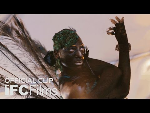 Kiki (Clip 'Twiggy & Sara')