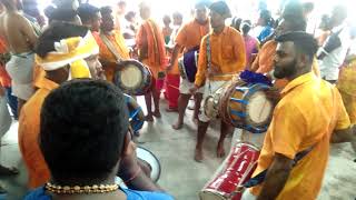 Download lagu SRI NAGA KALI URUMI MELAM mp3