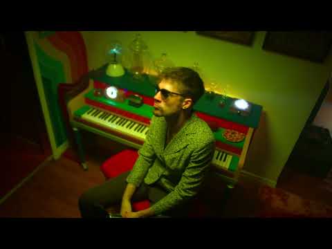 Derek Pope - House of Mirrors (Official Visualizer)