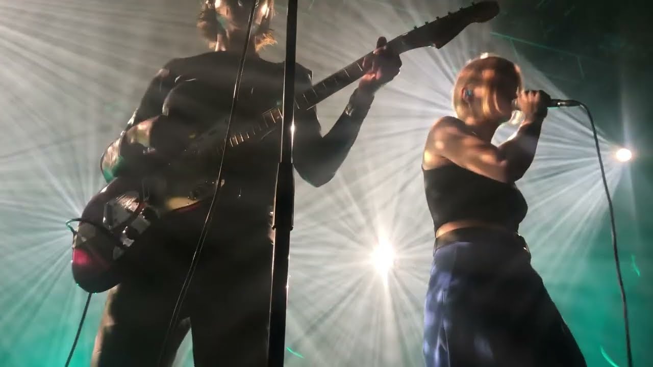 Amber Arcades & Robin Kester