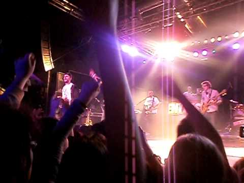 Entics ft Denny LaHome - My girl/Vieni con me [Mash up (Magazzini generali 20/12/2011)]