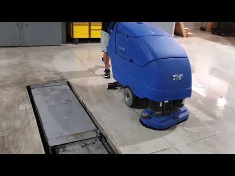 Car Dealership & Workshop Machine Cleaning