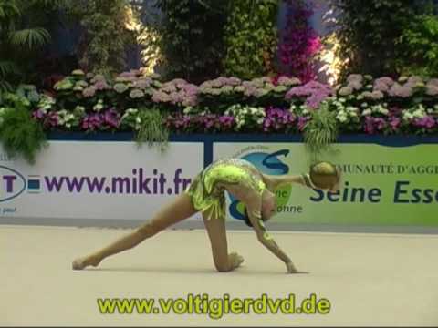 RG Corbeil-Essonnes 2009 - Ball 01 - Dara DMITRIEVA