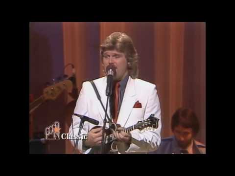 Ricky Skaggs - Highway 40 Blues