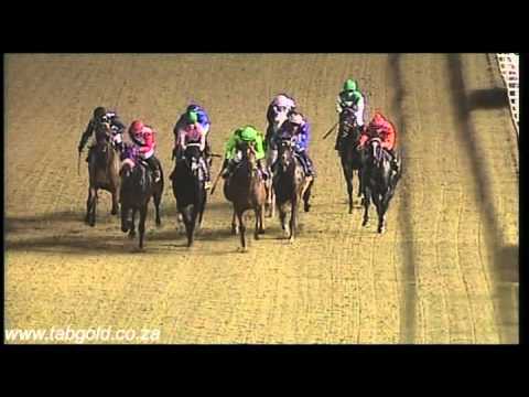 20151016 Greyville Race 3 won by JUST ASK ME