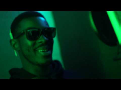 Marcus_Data - Distant