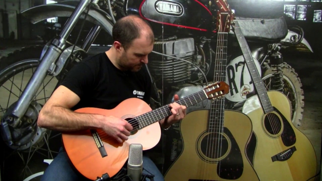 Yamaha CS40 3/4 Size Classical Guitar