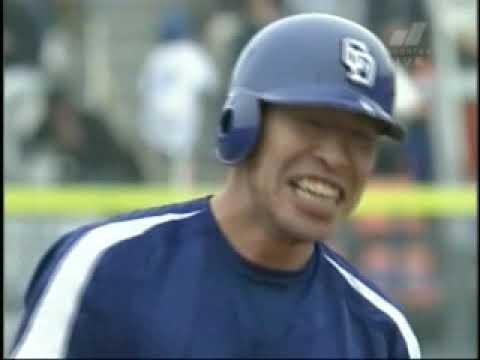 【監督就任おめでとう珍プレー】井上一樹のホーム突入