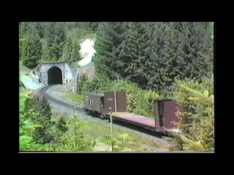 820. SOUTHERN PACIFIC back part of train and bay window CABOOSE in July 5 1986