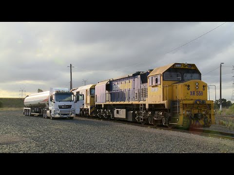 7731V Grain Train Refueling Australian Diesel Locomotives At Gheringhap Loop (21/2/2021) - PoathTV