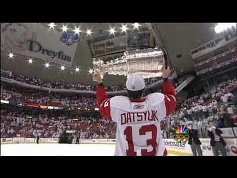 Pavel Datsyuk Career Highlights: Part 1 - Regular Season (02-09)