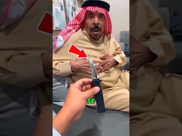 Vídeo relacionado con 2pcs Cuchillo de Halloween,Cuchillo Falso con Sangre,Cuchillo Falso Gritando,para Disfraces de Indio, Carnicero, Zombi,Gritando - Daga de Plástico Ensangrentada de 30 cm