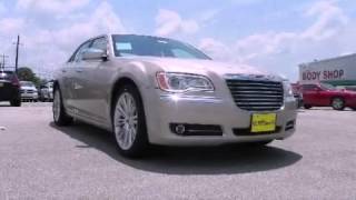 preview picture of video '2012 Chrysler 300 Houston TX 77037'