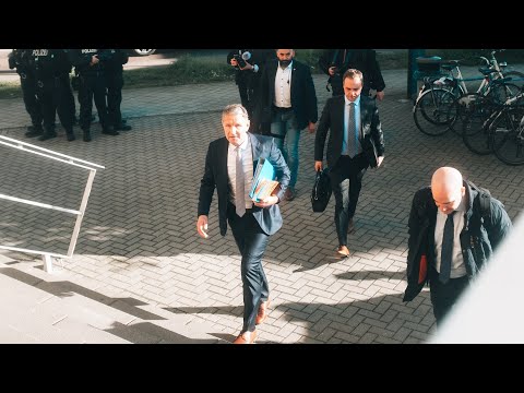 »Der zweite Prozesstag« Björn Höcke in Halle