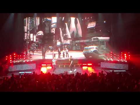 The Lonely Island & Chris Parnell - Lazy Sunday (live) Brooklyn, NY June 22nd, 2019 - Andy Samberg