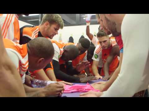 ACBB Football - JA Drancy : la joie des boulonnais dans les vestiaires