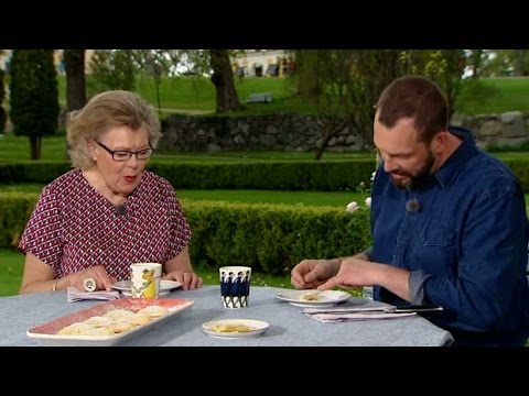 Så lyckas du när du bakar vaniljhjärtan - Hela Sverige Bakar (TV4)