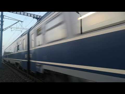 Two trains(IR 79/IR1833) in the same time