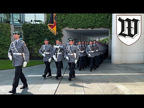 Preußens Gloria: Militärische Ehren Stabsmusikkorps der Bundeswehr/Wachbataillon BMVg 10.07.2023