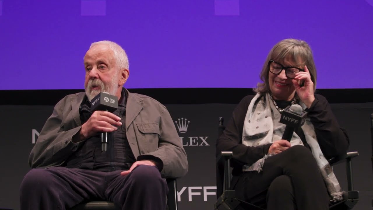 Miniature de la vidéo Mike Leigh, Marion Bailey, Kate O'Flynn, and Alice Bailey Johnson on Tender Loving Care du film Tender Loving Care