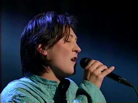 k.d. lang - Help Me (Live - All-Star Tribute To Joni Mitchell, 2000)