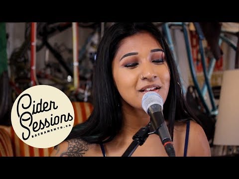 Vana Liya -  Go For It (Live) | Cider Sessions
