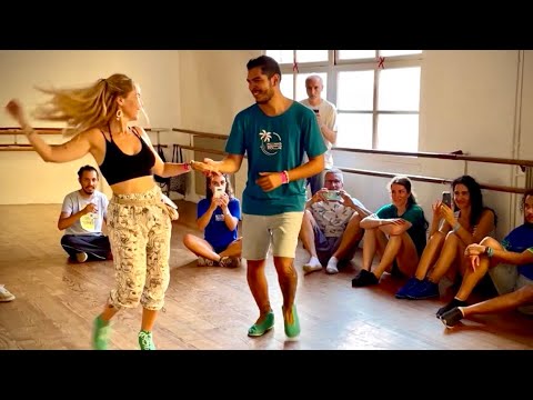 Pía e PC - Forró Roots Dance