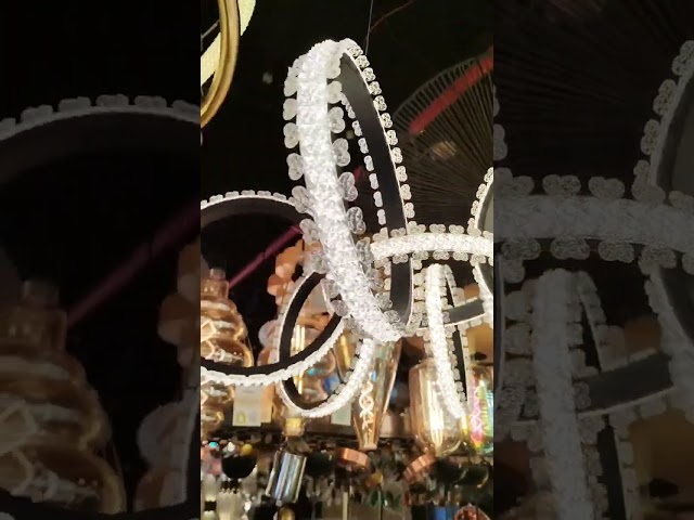 نجفة ليد مودرن اسود حلقات مع ريموت