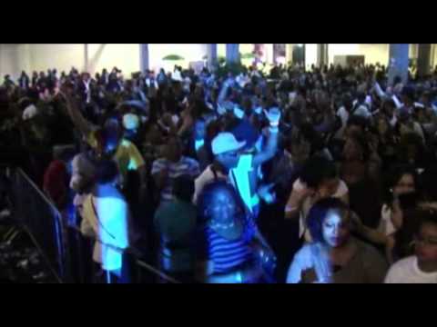 YX3M @ arubadag 2012 short files - freestyling