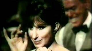 Barbra Streisand &amp; Bee Gees - woman in love (clipe)
