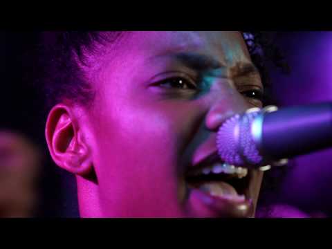 Etzia - Let My Spirit Fly (Acoustic)