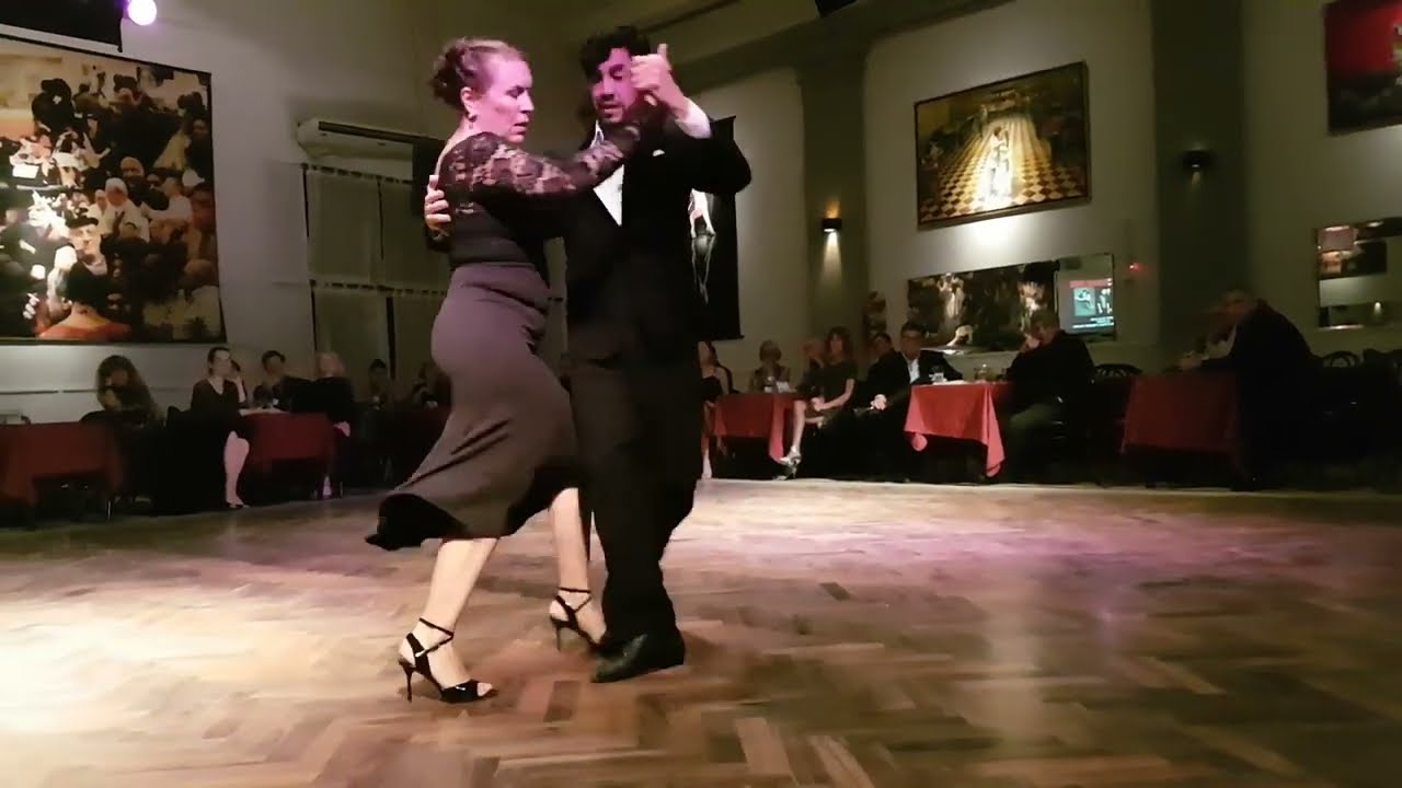 Corina de la Rosa, Alejandro Andrian en Salon Canning Milonga Parakultural