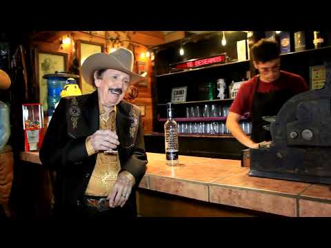 DISCOS DEL BRAVO and PONCHO VILLAGOMEZ y Sus Coyotes Del Rio Bravo