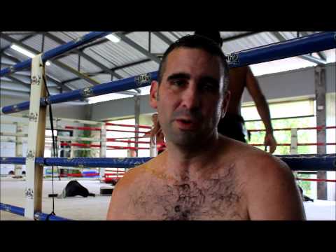 FIGHT NIGHT HEAVYWEIGHTS.wmv