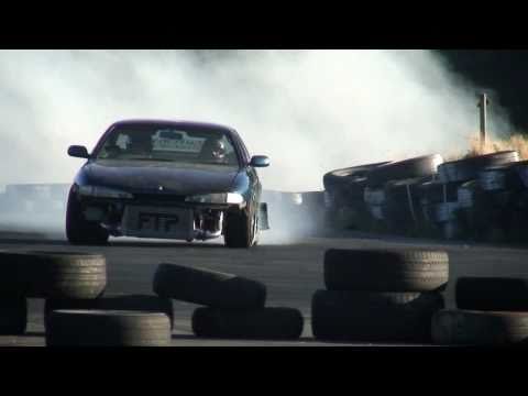 Drifting Slipway : Shredding tires Getting Sideways