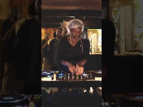 Eric D. Clark in our sessions. #electronicmusic #dj #housemusic #techno #music #techhouse